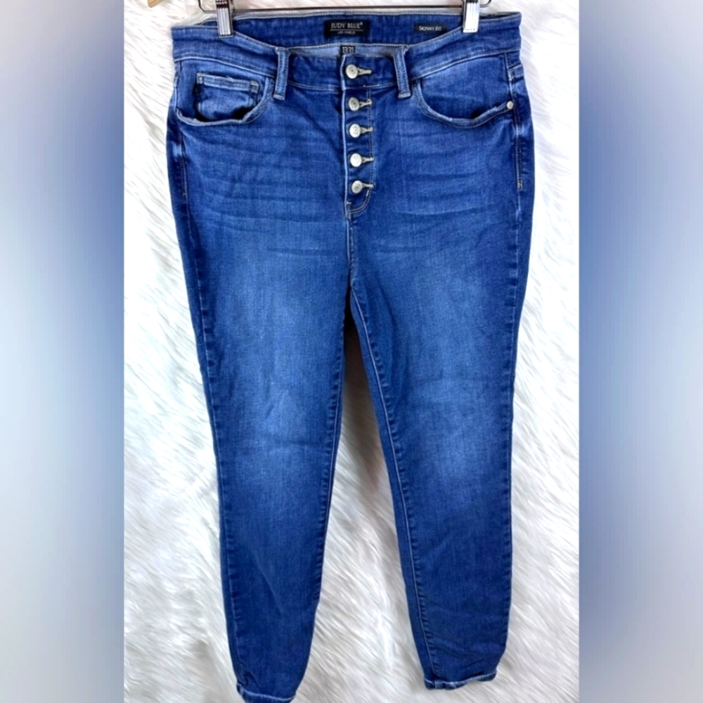 Judy Blue Button Fly Skinny Fit 13/31